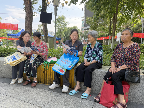 【视频】常宁市开展防范和处置非法集资集中宣传日活动