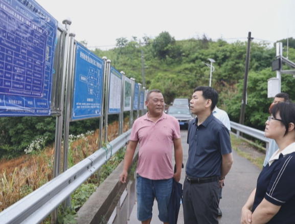 【视频】段鸣到柏坊镇调研督导安全生产和防汛备汛工作