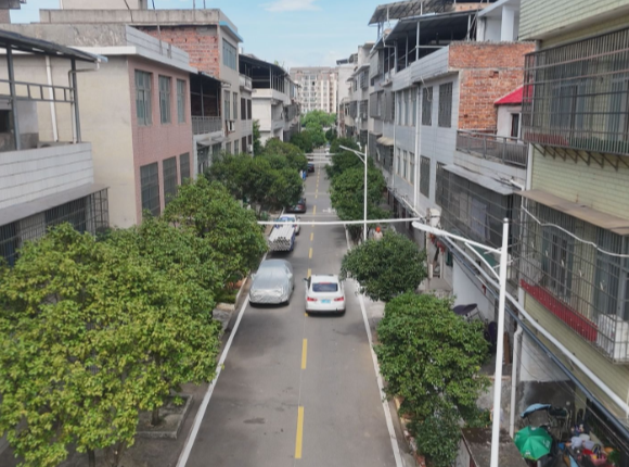 嵩宜社区:老墙“讲”消防 飞线全入管 改出安全感