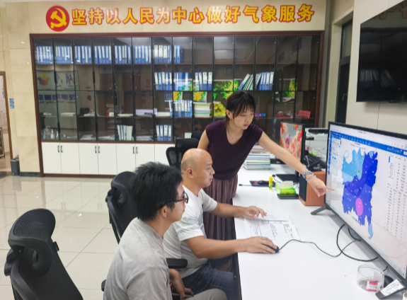 迎战台风“沙德尔”丨常宁气象“631”预警叫应助力塔山乡成功避险转移