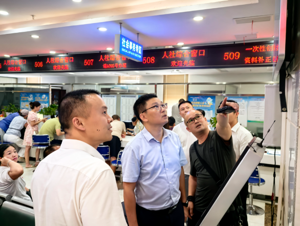 从“股室往返跑”到“综窗一次办” 常宁人社养老业务“一条龙”改革落地