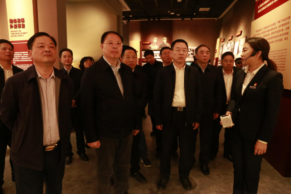 張劍飛：以高效能履職服務高質量發展 張劍飛：以高效能履職服務高質量發展 不斷開創新時代人大工作新局面