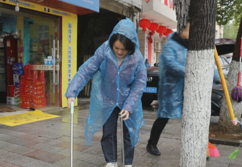 【视频】宜阳街道卫生大扫除  洁净迎新年