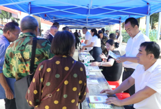 【视频】常宁开展粮食和物资储备科技活动周和环保节能展览宣传活动