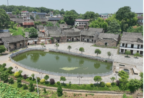 【视频】最是乡音解乡愁●我的家乡在变化（284）“三驾马车”拉活集体经济 常宁六图村千年古韵撞出振兴热潮