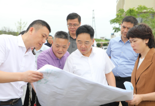 面对面解决诉求 常宁这场招商引资项目落地恳谈会让企业直呼“贴心”