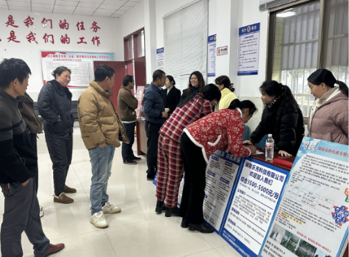 【视频】白沙镇:企业送岗到家门 村民就业“零距离”