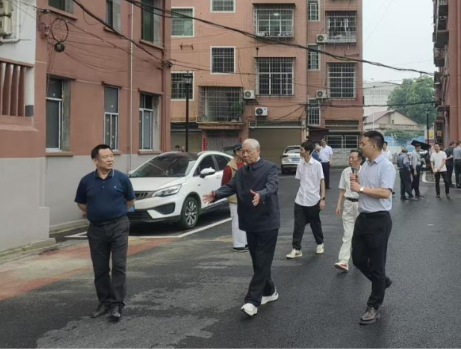市政中心:银发丹心映东湖 建言献策助提升