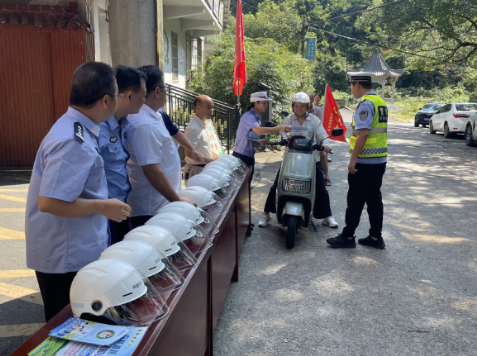 弥泉国有林场:织密双节安全防护网 守护林区平安出行路