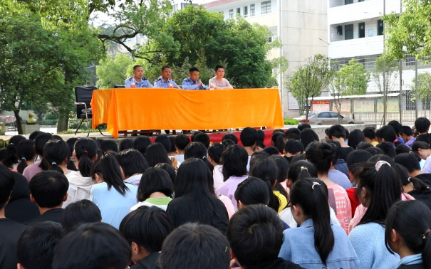 【视频】胜桥派出所播撒法治种子 护航青少年健康成长