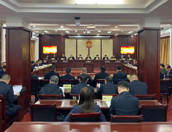 【视频】两会进行时丨市十八届人大三次会议主席团召开第一次会议