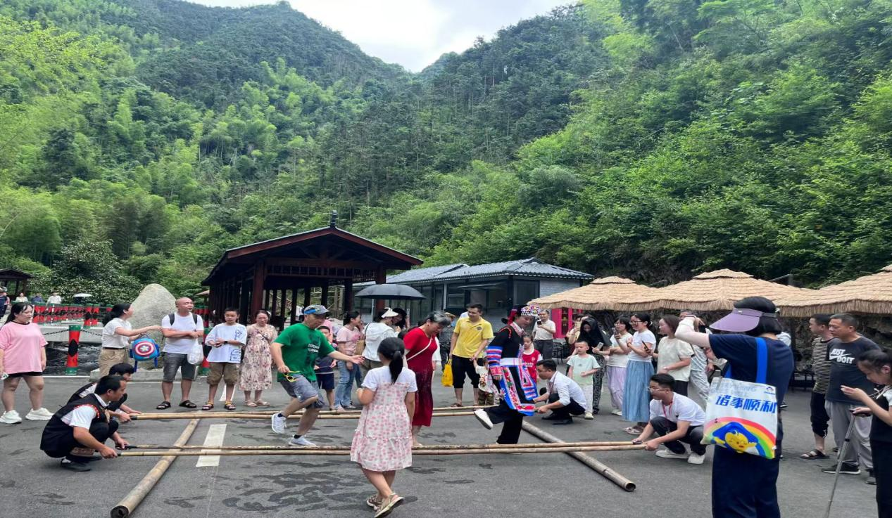 塔山大峡谷3.png
