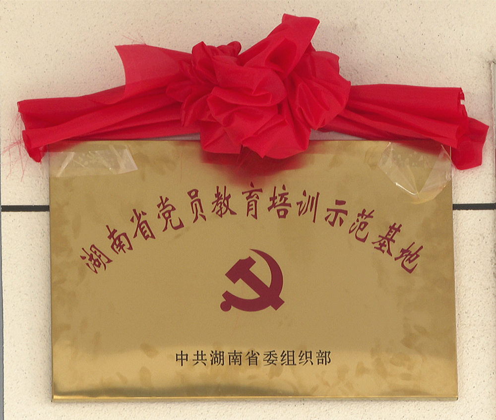 20h12m56s203_副本.jpg