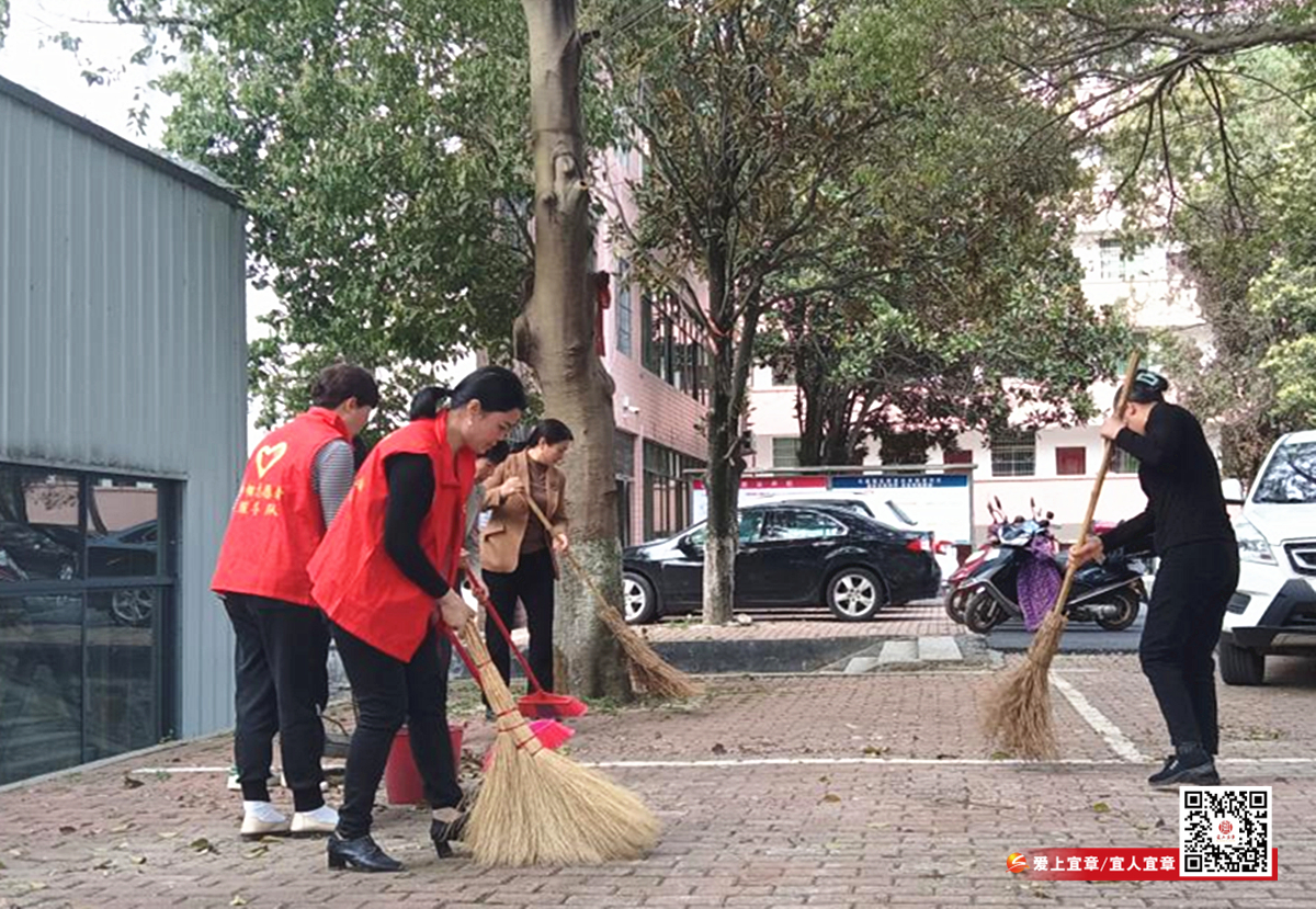 天塘塘巾帼“志愿红”_副本.jpg