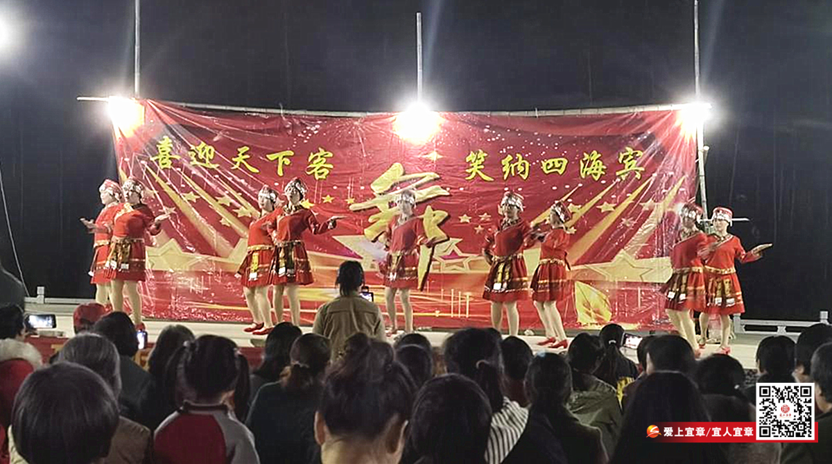 莽山瑶族乡开展庆祝“三八”1_副本.jpg