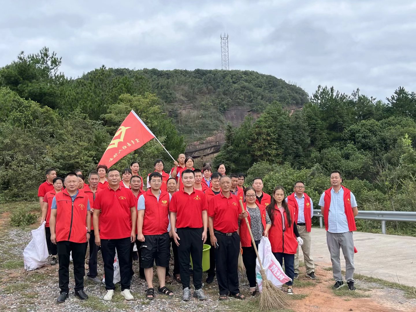 白石渡镇助力旅发会1_1.jpg
