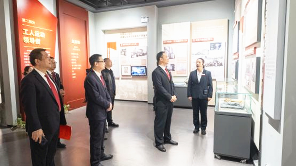 图片4_副本.jpg 图片4_副本.jpg