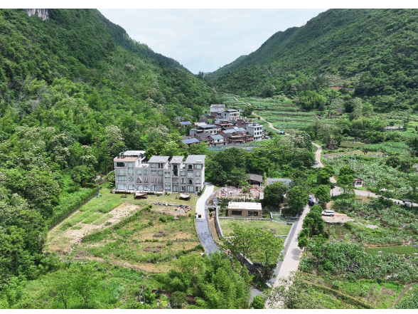 笆篱镇：城乡风貌提质工作成效显著 乘势而上再掀旅发大会筹备新高潮