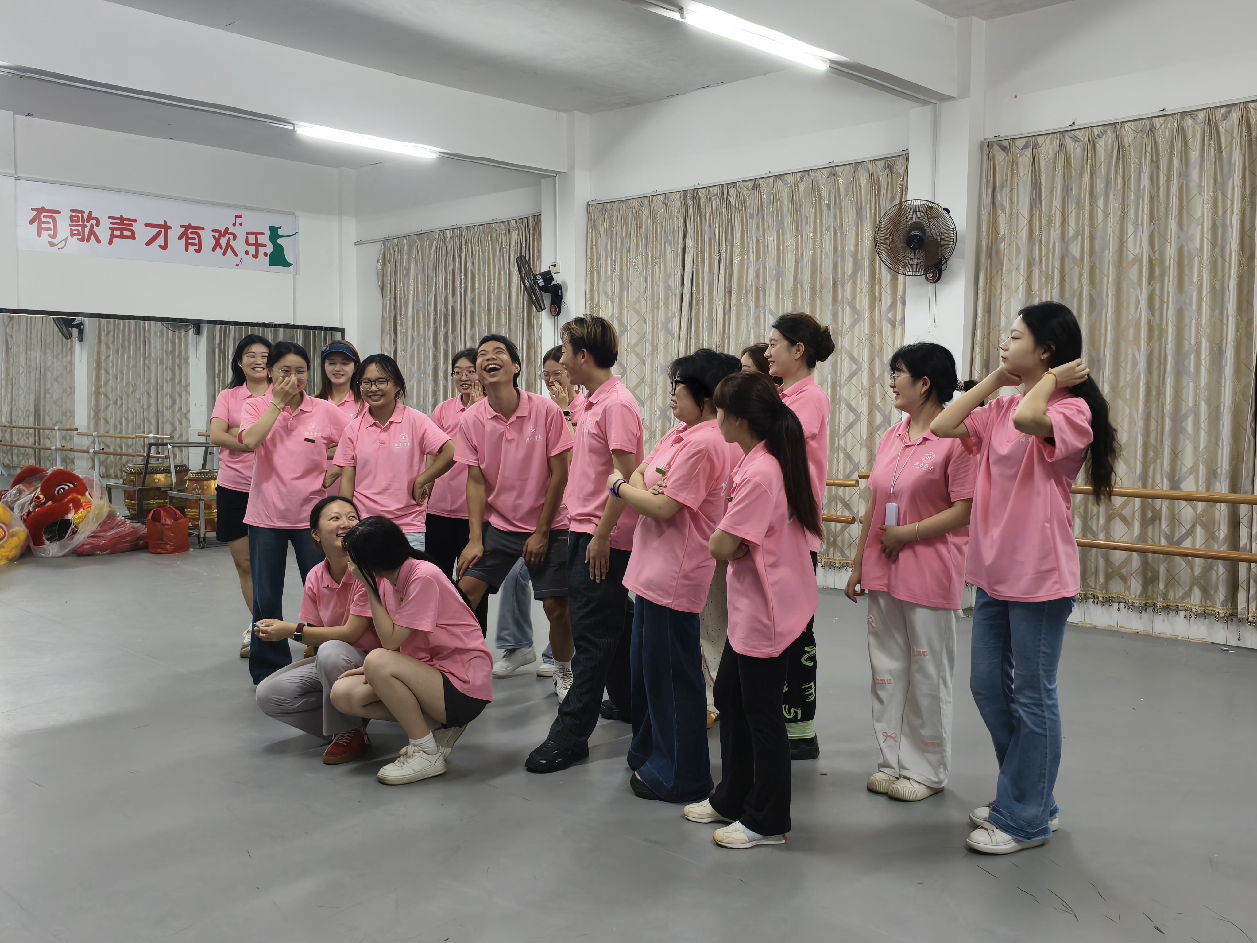 a4e74e62cac1727101117bcdef166a1.jpg