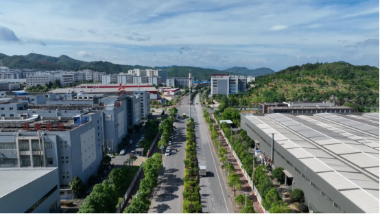 宜章经济开发区：订单生产忙  冲刺“开门红”740.png