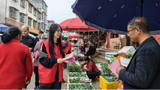 长村乡:文明祭祀入集市 绿色清明树新风20.png 长村乡:文明祭祀入集市 绿色清明树新风20.png