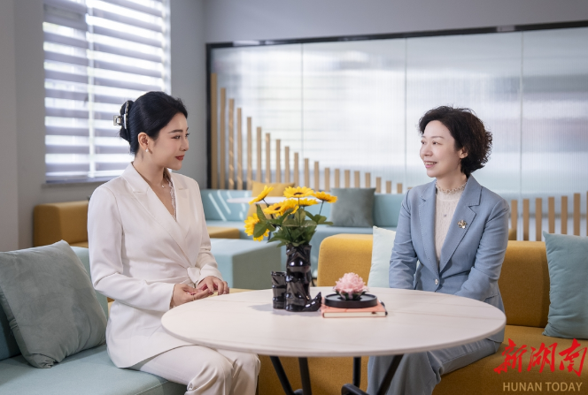 党建带妇建，“她力量”这样被激活——访省妇联党组书记、主席杨兰英