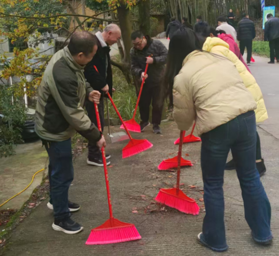 党建引领净家园 乡村振兴添动力534.png