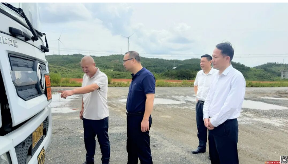 邓生华调研危化品道路运输安全工作