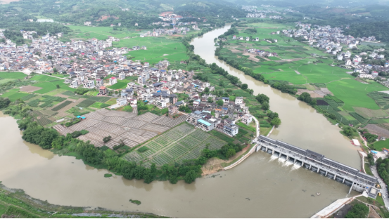 郴州宜章：开展2026年防汛地灾应急救援军地联合演练949.png
