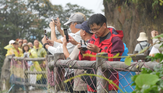 宜章周洁纯:镜头绘山水 真心暖旅途1207.png 宜章周洁纯:镜头绘山水 真心暖旅途1207.png