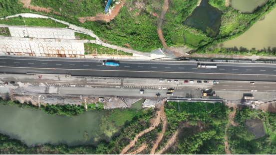 宜章:G4京港澳高速耒宜改扩建项目有力有序推进587.png 宜章:G4京港澳高速耒宜改扩建项目有力有序推进587.png