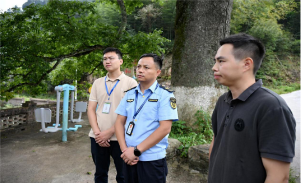 还一河清流！省第四生态环境保护督察组 为北湖区廖家洞水支流“把脉开方”