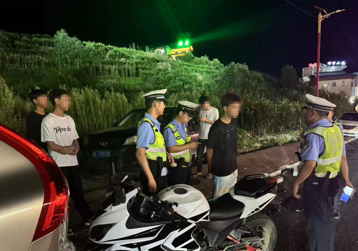 交警.png
