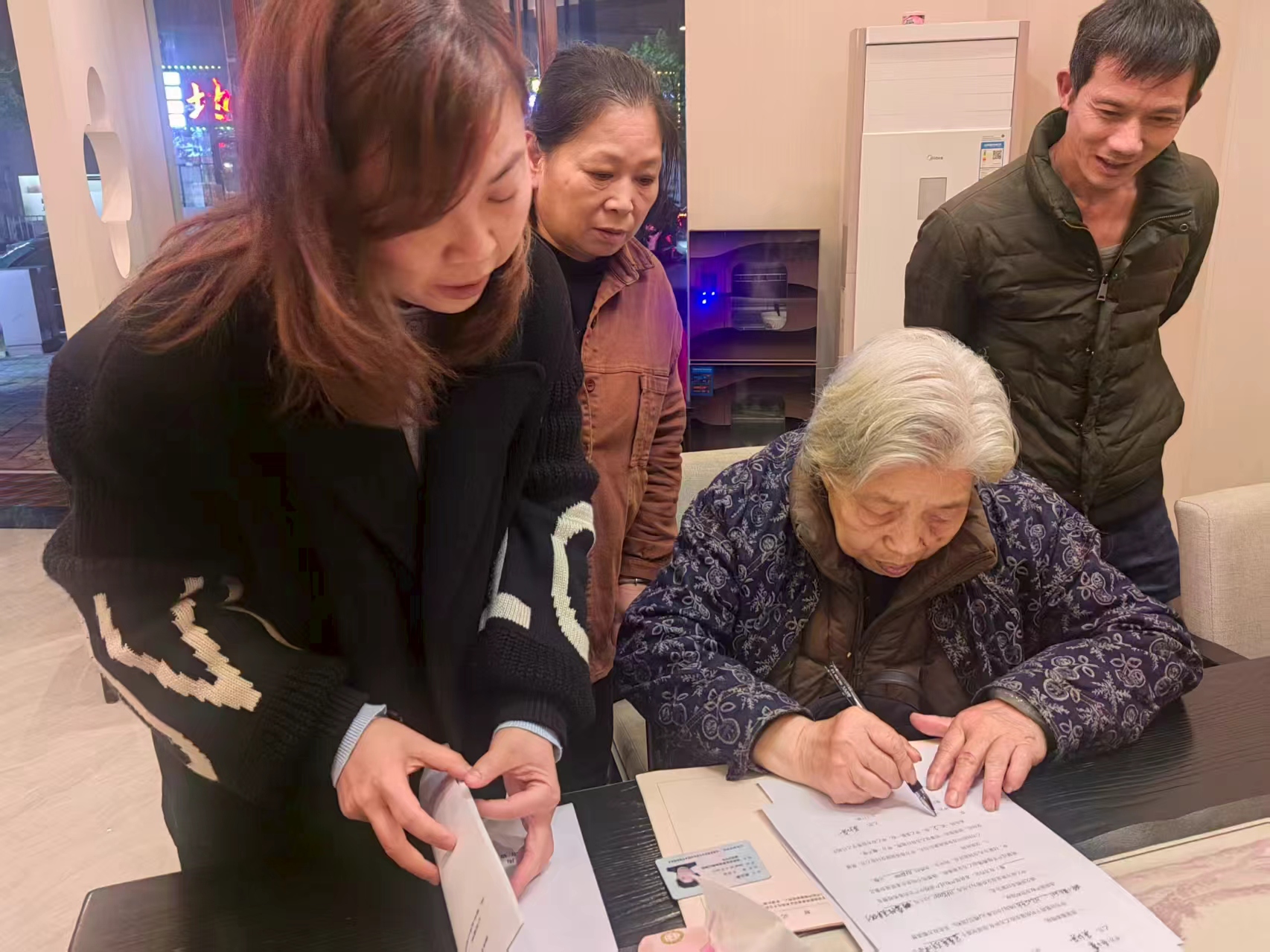 1ac33a20f3a1e01288a2cdaaeb4dcd51.jpg 1ac33a20f3a1e01288a2cdaaeb4dcd51.jpg