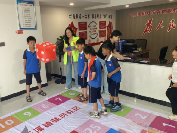 法护童心筑防线 文明实践护成长 | 玉溪镇骑玥社区开展《未成年人保护法》六一主题普法宣传活动