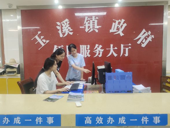 深耕乡土践初心 青春赋能家乡发展——三名返乡大学生助力玉溪基层建设