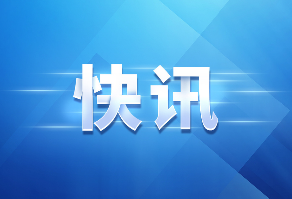 西渡街头再现暖心一幕， 老人身体失衡摔倒街头