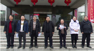 我县向各村（社区）发放防疫物资 保障群众生命健康安全