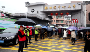 【好人之城】县好人协会梅田镇分会：暖心“护学岗” 守护“平安路”