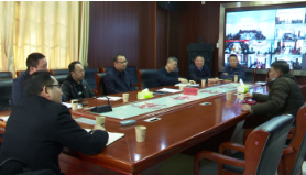 邓生华公开接访 为群众排忧解难