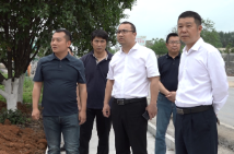【大兴调查研究·打好高质量发展“六仗”】邓生华调研粮食安全 耕地保护 烤烟生产和旅发大会项目