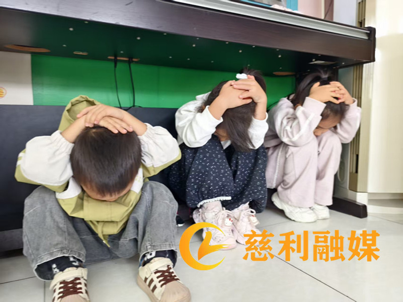a8207ec68f21a035600f393fd1fe63d9.jpg a8207ec68f21a035600f393fd1fe63d9.jpg