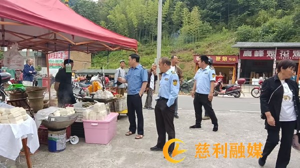 市场整治_副本.jpg 市场整治_副本.jpg