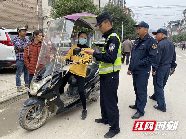 微信图片_20211103172218_副本.jpg