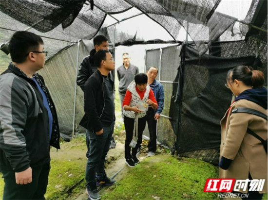 2b2dec802f194b615edd63203aeefbb_meitu_1.jpg