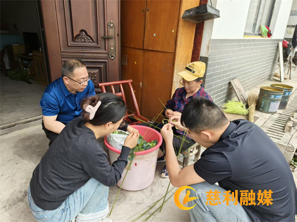仿真花.jpg