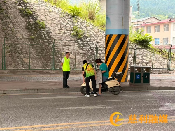 7a2eba8ba4b8bd409b0581880004e26f_副本.jpg 7a2eba8ba4b8bd409b0581880004e26f_副本.jpg