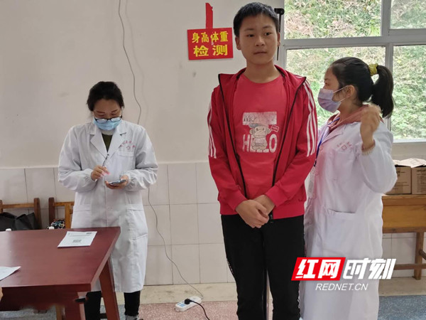 招飞2_慈利红网.jpg