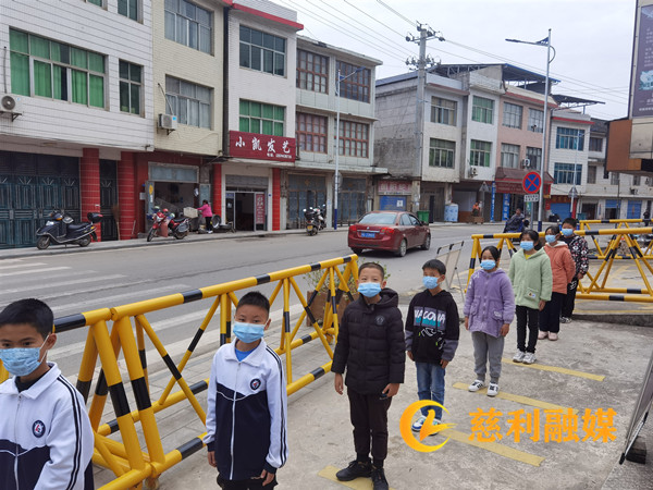 疫情防控3_慈利.jpg 疫情防控3_慈利.jpg