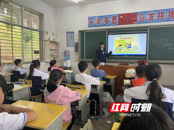 防踩踏_慈利.jpg